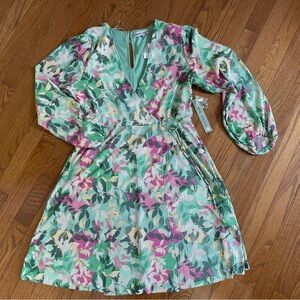 Almost Famous NWT Dress ~Faux Wrap ~ L